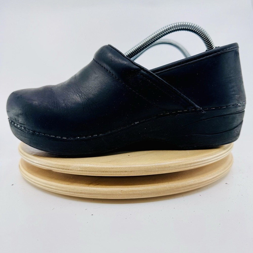 Dansko XP 2.0 Clogs Womens EU 38 US 7.5-8 Black Leather Nursing Shoes